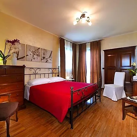 Vecchio Bed & Breakfast